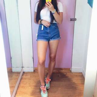 AUTHENTIC TOPSHOP HIGH WAIST SHORTS