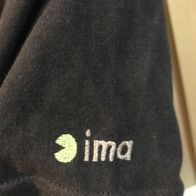 Ima Japan Tee Shirt (Category: Activewear) located in Singapore. Submitted by monstermax (Listing ID 87059619, Image 3). Description: .
