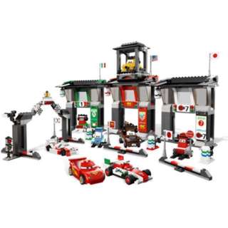 LEGO 8679 Cars Tokyo International Circuit (100% Complete)
