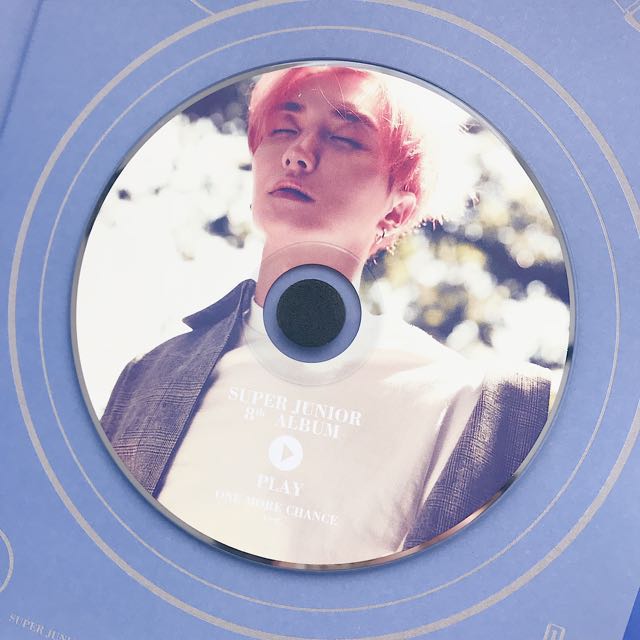[WTT] cd to heechul 💙 (Category: K-Wave Merchandise) located in Singapore. Submitted by icevanillalatte (Listing ID 137899254, Image 1). Description: want to trade suju one more chance version cd~ CD have: leeteuk want: heechul tags super junior black suit omc version leeteuk heechul heenim yesung hyukjae donghae siwon shindong .