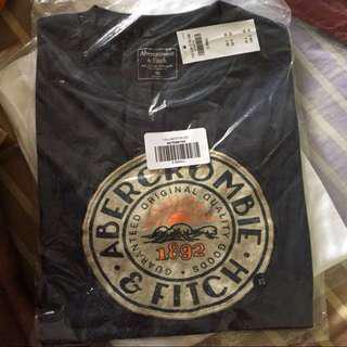 Abercrombie and Fitch Graphic Tee XS