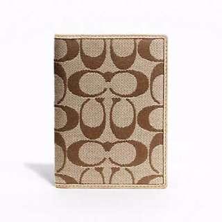 61129 Coach Signature Passport Case