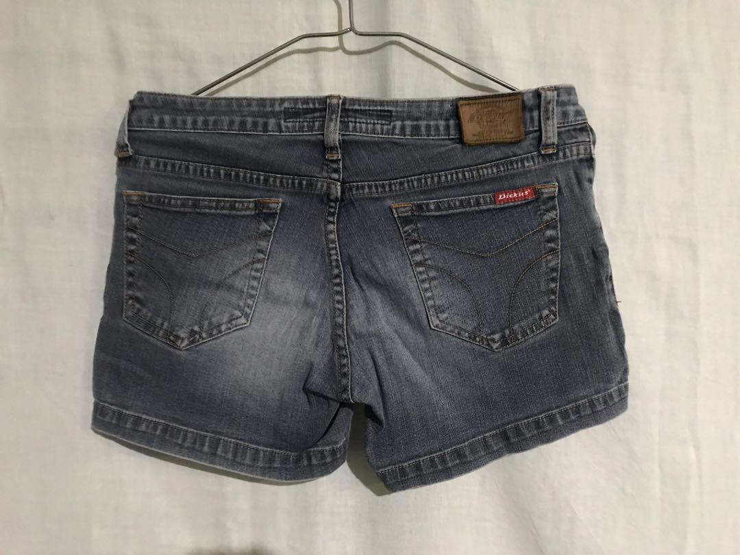 DENIM SHORTS (Category: Shorts) located in Singapore. Submitted by buyherepls (Listing ID 213094866, Image 2). Description: 👖 Size: 30 ❗️Condition: 9/10 - worn a few times 📌 Check out my other listings! 📌 Buy MORE items = MORE discounts!! 💯💯 💰Payment via: cash/bank transfer/Paynow/Paylah/PayPal 📬 Normal mail: +$2 (picture proof provided) 📬 Registered mail: +$4.50 (tracking number provided) Tags womens mini skirt leggings mens pants jeans 
