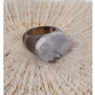 Agate Druzy full ring with eye formation from USA