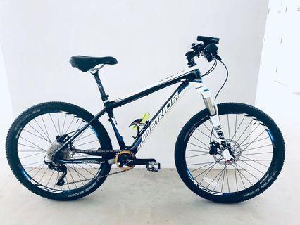 Mountain bike with free stand