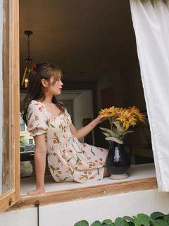 Tulip print dress