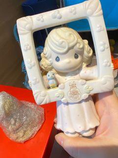 Precious Moments Figurine with flaw