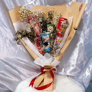 SNACK BOUQUET WITH TOPPER [Valentine's Day / Mother's Day / Birthday / Anniversary / Monthsary / Gift / Graduation / 520 / Teacher’s Day / Qi Xi Valentine’s / Celebration / Farewell / Newborn / Congratulation / Father’s Day / Christmas / ROM ]