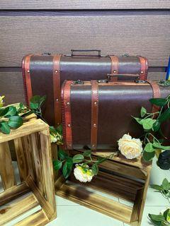 Vintage Faux Suitcases Wedding Decor