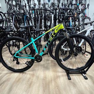 Trek marlin 5 mountain bike mtb hardtail shimano