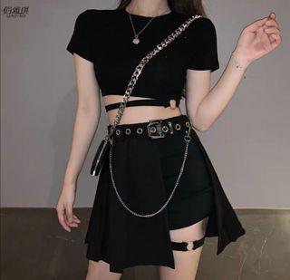 Ins black skirt