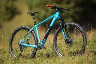 Cube Attention hardtail MTB mountain bikes bicycle