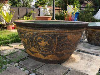 Vintage Urn (Swallow)