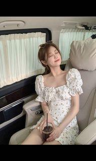 Floral puff sleeve square neck dress
