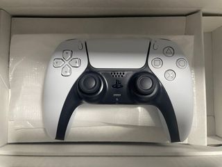 PS5 Dual sense Controller (White) Local Set