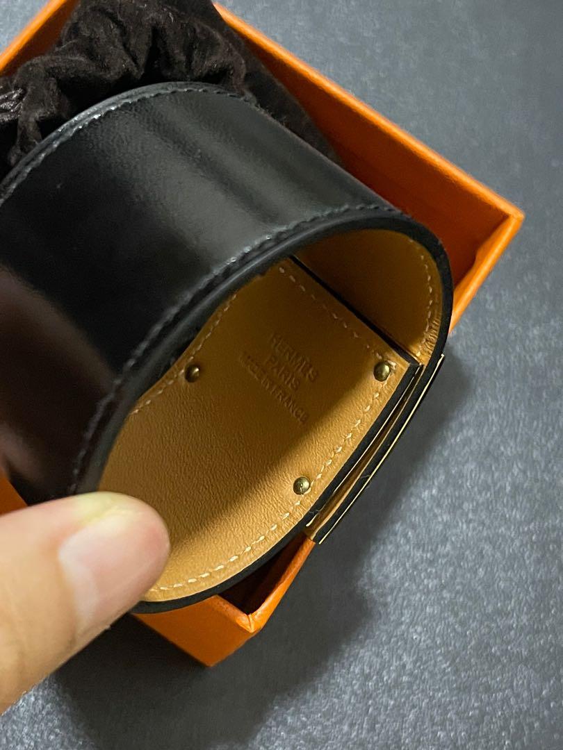 hermes kelly bracelet (Category: Accessories) located in Singapore. Submitted by spideyleo (Listing ID 1149200392, Image 3). Description: Size T1 Have box and dust bag 100% authentic Protective film still intact! .
