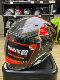 MT Helmet Bushido Gloss (Limited Edition)