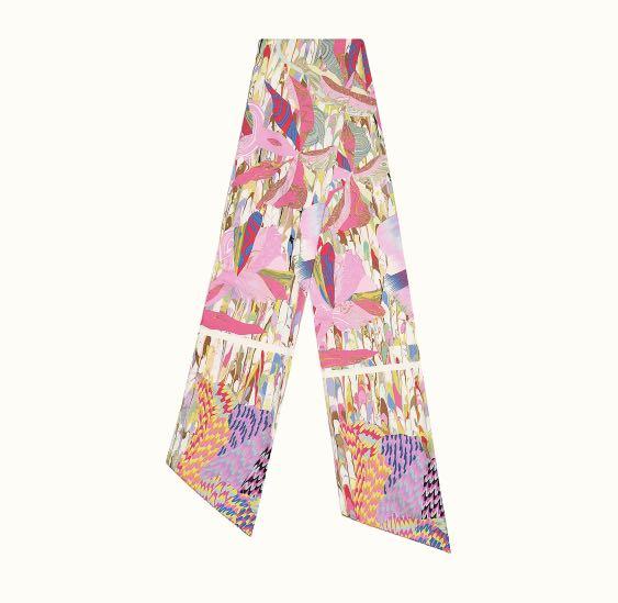 Hermes marble silk muffler (Category: Scarves) located in Singapore. Submitted by cinco.sg (Listing ID 1179048198, Image 5). Description: RARE collectible item! BNIB with copy receipt Muffler in silk (100% silk) This psychedelic marble print, bursting with vivid colors, is the product of a rare expertise, hand-crafted in a workshop in Kyoto. A paste dipped in different colored pigments is skillfully blended together and cut up to form patterns th
