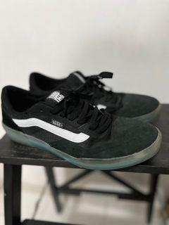 Vans AVE