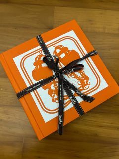 Hermes Pop Up Book