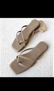 Dushi sandals