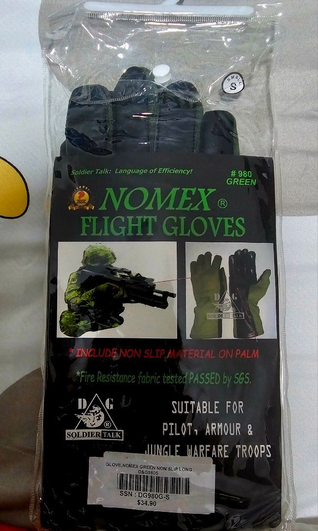 NOmex FLight GLoves (Category: Gloves) located in Singapore. Submitted by alluneedtowrap (Listing ID 1264910241, Image 1). Description: Singapore Arm Forces gloves. can be use for outfield..