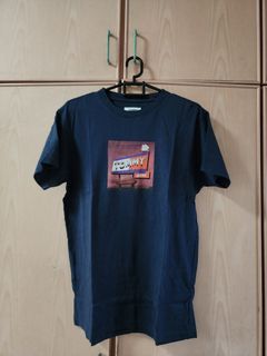 Tommy Jeans Logo T-Shirt in Navy
