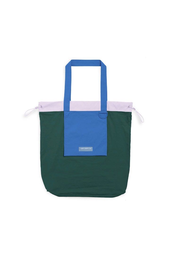 Beyond The Vines Colourblock toggle tote (Category: Tote Bags) located in Singapore. Submitted by joy3016 (Listing ID 1266381678, Image 2). Description: Used once only. .