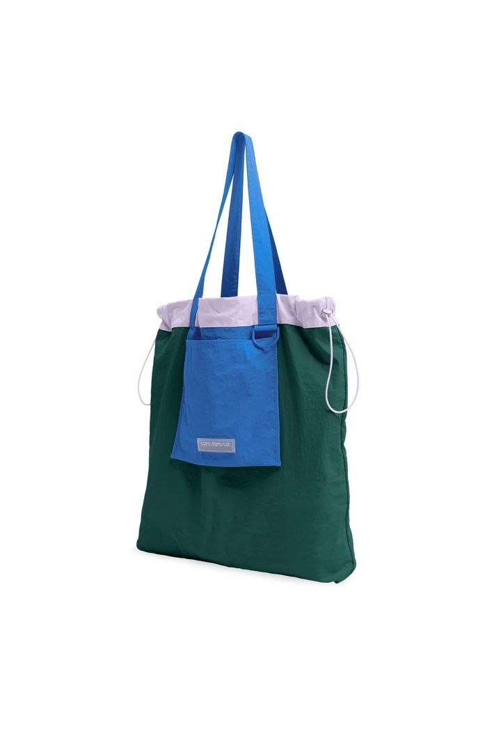 Beyond The Vines Colourblock toggle tote (Category: Tote Bags) located in Singapore. Submitted by joy3016 (Listing ID 1266381678, Image 1). Description: Used once only. .