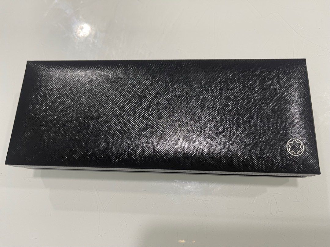 Mont Blanc Pen (Category: Accessories) located in Singapore. Submitted by feiken (Listing ID 1267376302, Image 2). Description: Mont Blanc Pen With Maxwell Leadership printing Original Still under warranty BNIB .