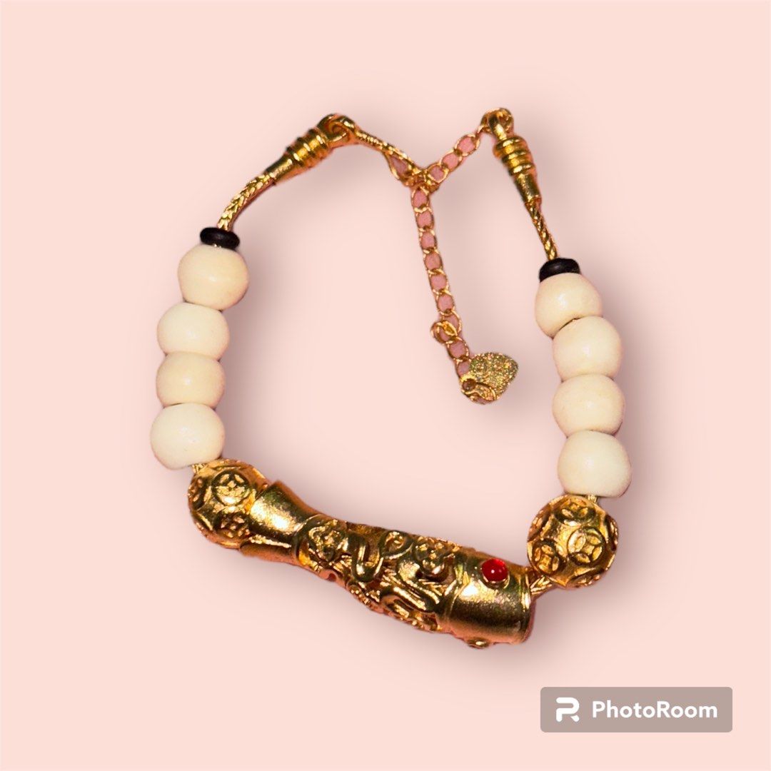 Tulang Duyung Bracelet (Category: Religious Items) located in Singapore. Submitted by dope06 (Listing ID 1263726967, Image 2). Description: Tulang Duyung Bracelet/Gelang $150 per bracelent.