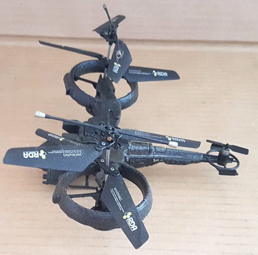 Original Lizenz RC Avatar Gunship, Scorpion Gunship Helicopter from Avator, Aerospatiale SA-2 Samson, Aircraft Model Kit, 4 channels Radio Control, Retro Gadget, Collectibles, Aeroplane, Flying Machine, Drone, Decorative Display, No Battery, No Charger (Category: Remote Control Toys) located in Singapore. Submitted by grabsomething4u (Listing ID 1274654380, Image 8). Description: Original Lizenz RC Avatar Gunship, Aircraft from Avator, Aerospatia