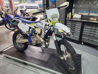 Husqvarna 300 2 stroke