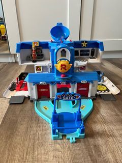Robocar Poli - Korean original Convertible Rescue Center Headquarter Play set