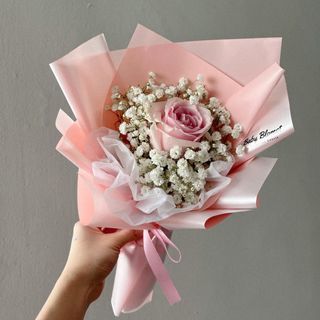Fresh Rose Bouquet/ Valentine’s Day Bouquet/ Birthday bouquet 