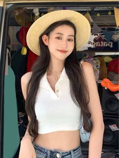 White solid polo neck crop ribbed top