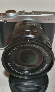 Fujifilm X-M1 with 16-50mm lens
