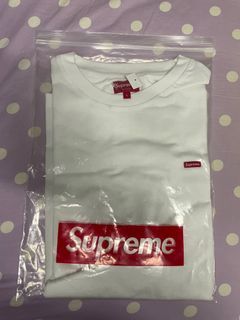 Supreme small logo tee