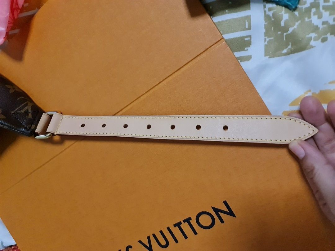 Almost BN Louis Vuitton Bum bag - discontinued (Category: Bags & Wallets) located in Singapore. Submitted by szane1 (Listing ID 1249991530, Image 8). Description: Almost Brand New LV Bum bag - discontinued. size is great, can fit more than essentials! Comes with full set - Box, Dust bag, receipt. meet up at Jurong or Town. Comes with organiser. Suitable for Both Men & Women..