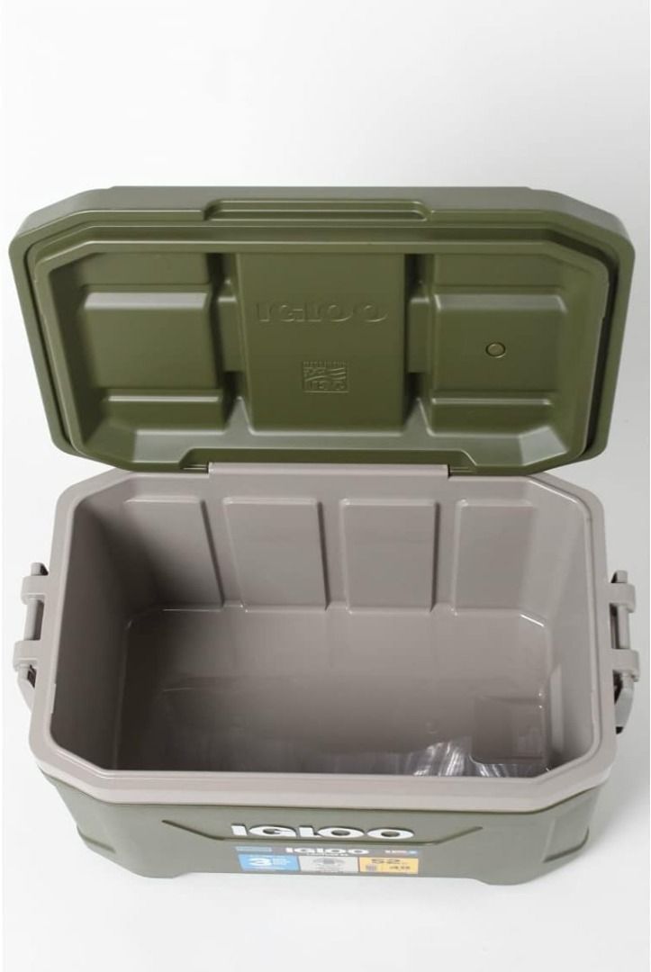 (ready 26) Made in USA igloo SPORTSMAN LATITUDE 52QT Cooler Box with Handle , Sportsman Latitude, Outdoor, Leisure, Camping, Fishing, Green - coleman (Category: Hiking & Camping) located in Singapore. Submitted by sg.allbestdeal (Listing ID 1251768265, Image 3). Description: Made in USA igloo SPORTSMAN LATITUDE 52QT Cooler Box with Handle , Sportsman Latitude, Outdoor, Leisure, Camping, Fishing, Green - coleman.