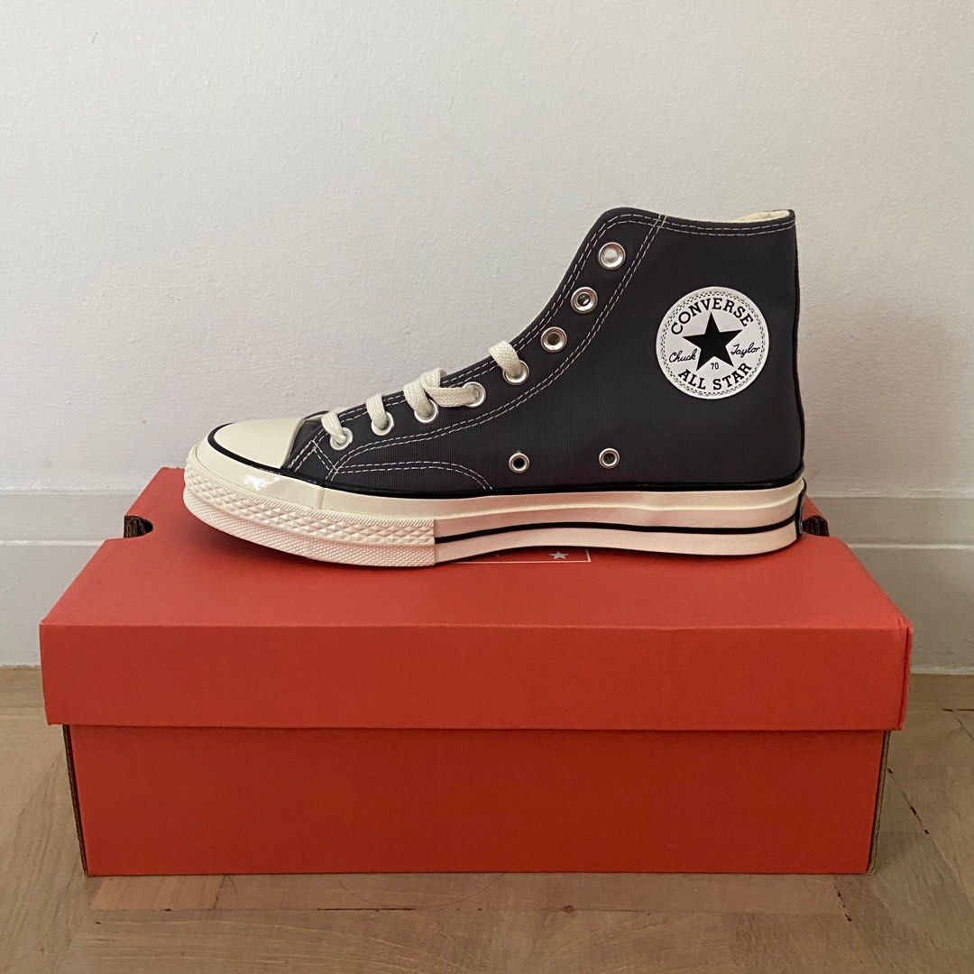 US7M Grey Converse Chuck Taylor 70s (Category: Sneakers) located in Singapore. Submitted by myaesthetics (Listing ID 1251908067, Image 1). Description: .