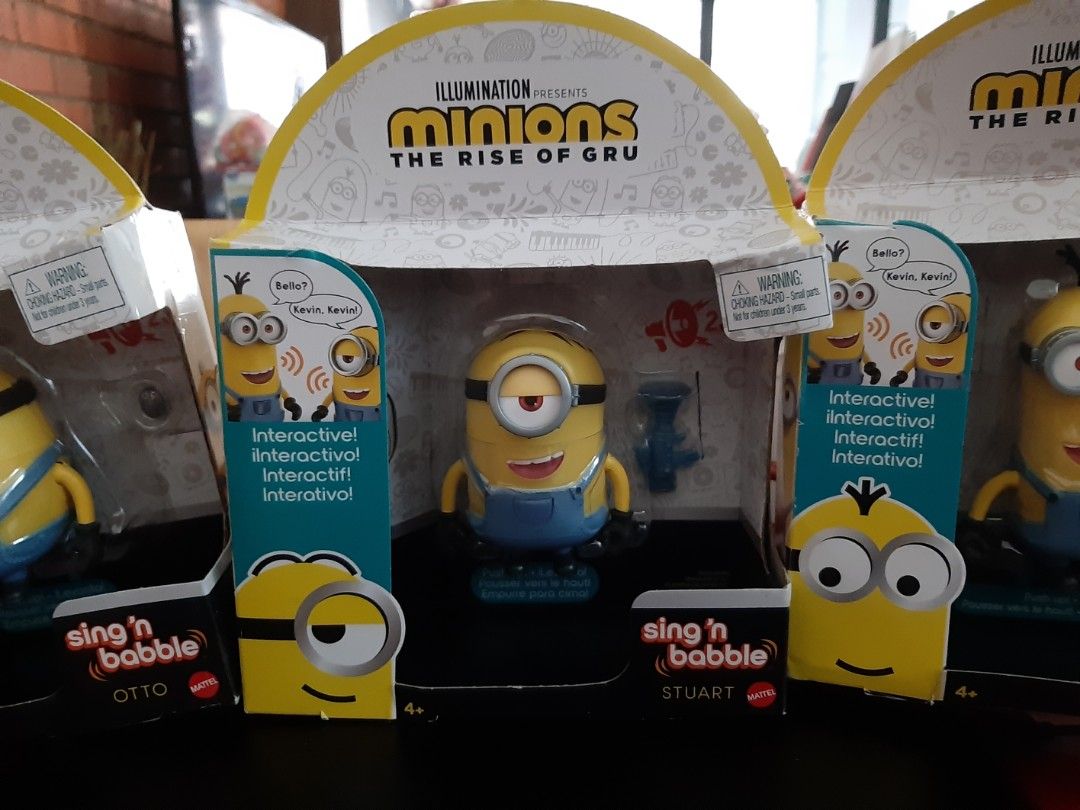 Mattel Minions The Rise of Gru 4 Inch Scale 10cm Stuart Otto Kevin Interactive Sing and Babble Action Figures Talking Set Illumination Universal Studios Banana Fart Blaster Gun (Category: Interactive Toys) located in Singapore. Submitted by kws75 (Listing ID 1253555433, Image 2). Description: Brand new Minion Figures. Only left Stuart . Kevin and Otto sold out. Price is for one figure. Box packaging has some creases and tears but figures are mint