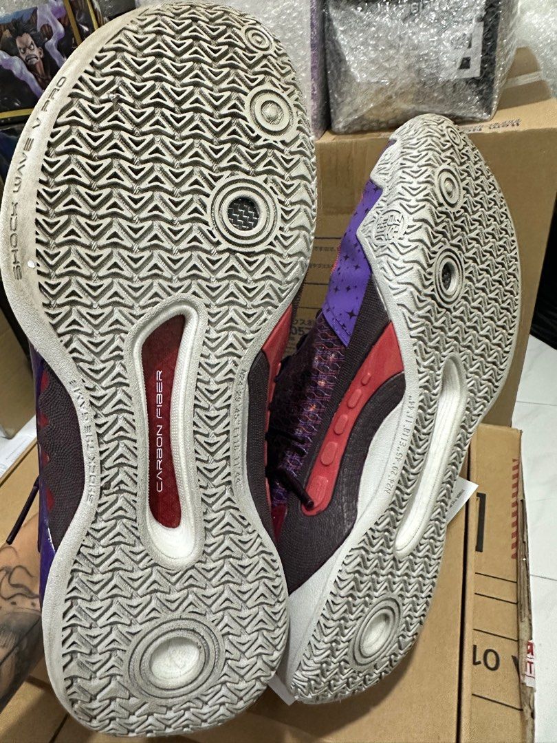 Anta shock wave 5 Pro Moon (Category: Sneakers) located in Singapore. Submitted by kk_0809 (Listing ID 1330145746, Image 5). Description: US10.5 wts only ❌trade worn 3 times indoor only Condition 9.5/10 100$ Fix Pickup Woodland ❗ Pickup Woodland ❗ fussy buyer get away pls .