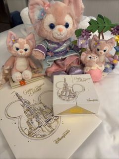 Hong Kong Disneyland Exclusive  Chow Tai Fook Lina Bell 999 Gold Charms