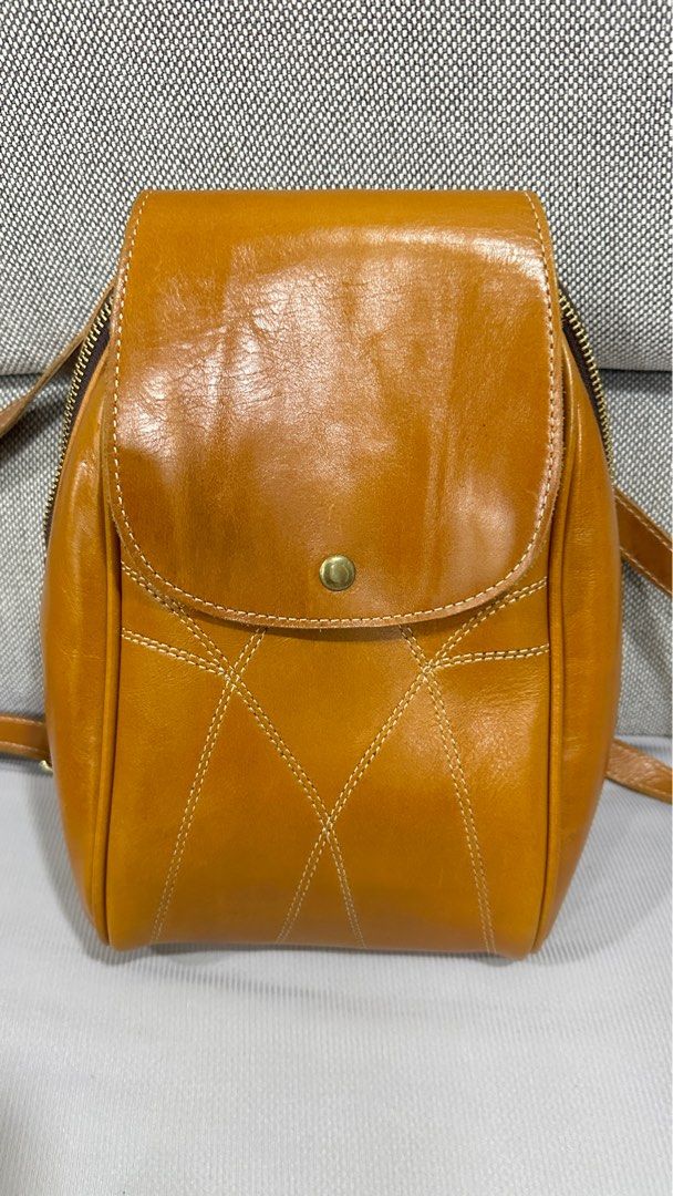 Leather Backpack (Category: Backpacks) located in Singapore. Submitted by sophiachong800 (Listing ID 1333394891, Image 1). Description: A genuine leather small Backpack for sale. Still in very good condition .