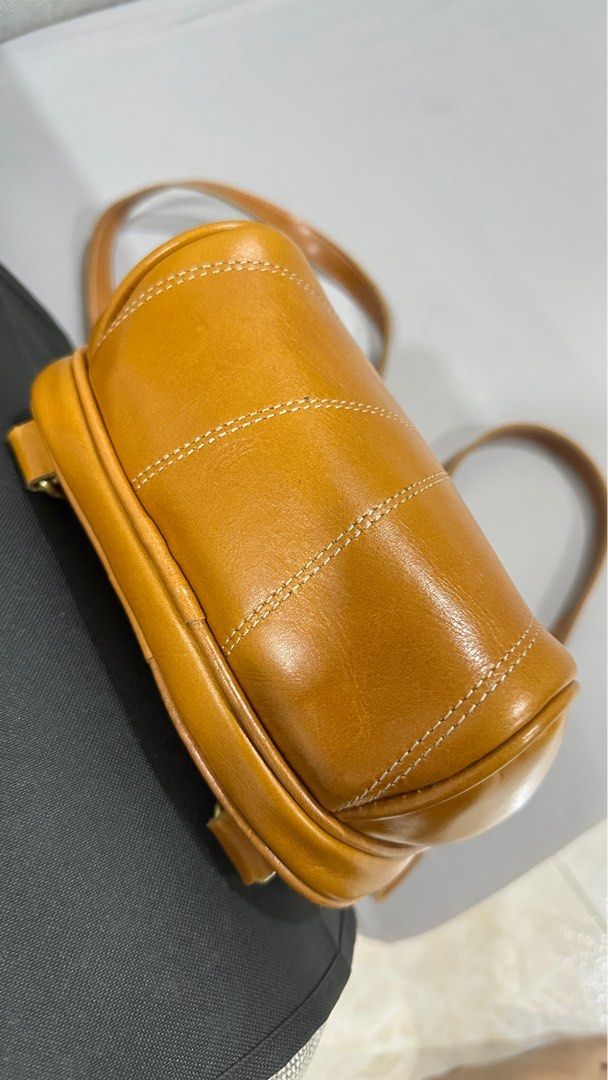 Leather Backpack (Category: Backpacks) located in Singapore. Submitted by sophiachong800 (Listing ID 1333394891, Image 7). Description: A genuine leather small Backpack for sale. Still in very good condition .