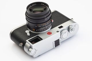 Leica M11 Chrome full box