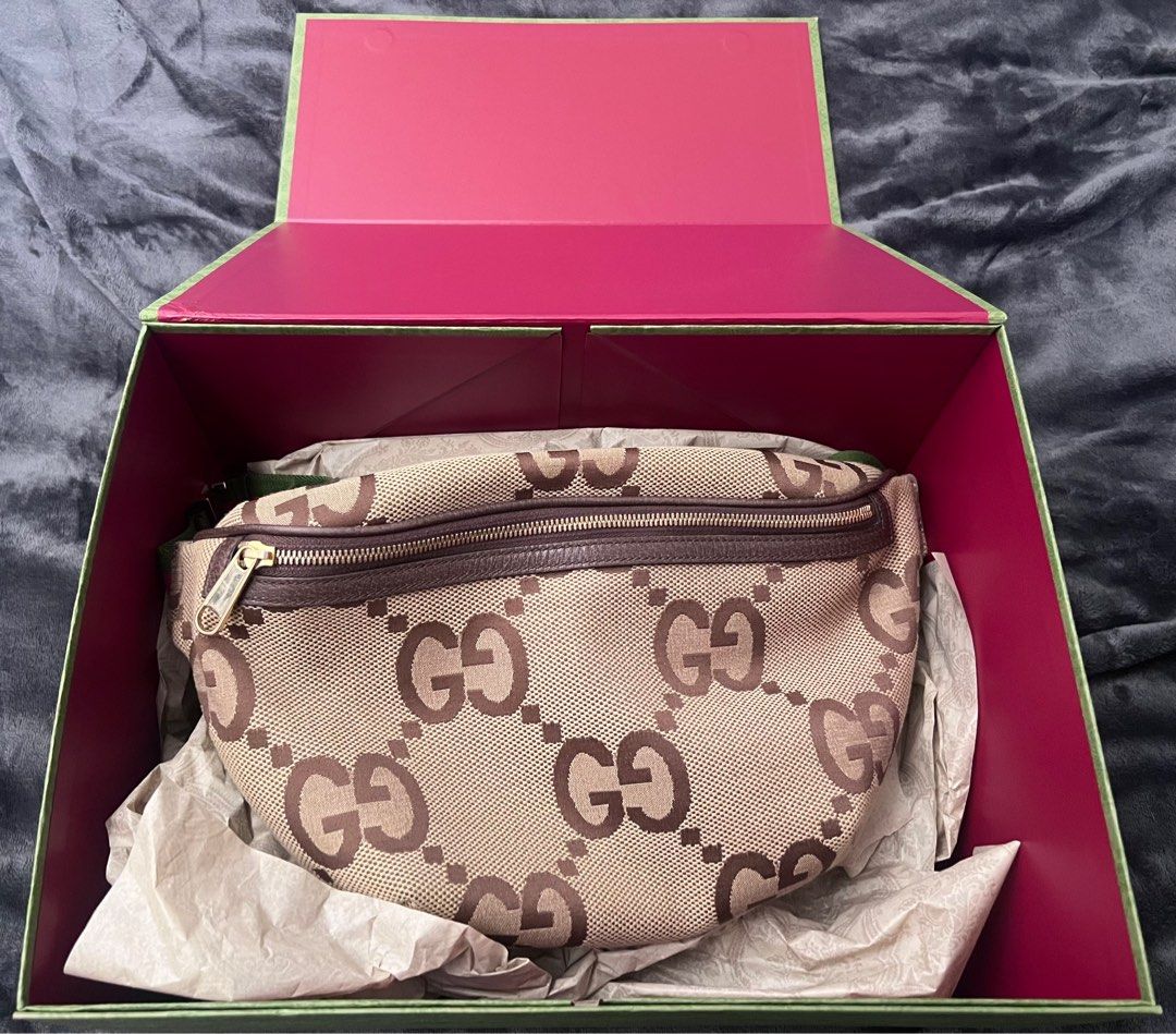 Gucci Jumbo GG Belt Bag Canvas (Category: Bags & Wallets) located in Singapore. Submitted by cgtjj (Listing ID 1334056610, Image 1). Description: Used only once and it never saw light again.. Room for nego. Comes with Original box and wrapping paper. .