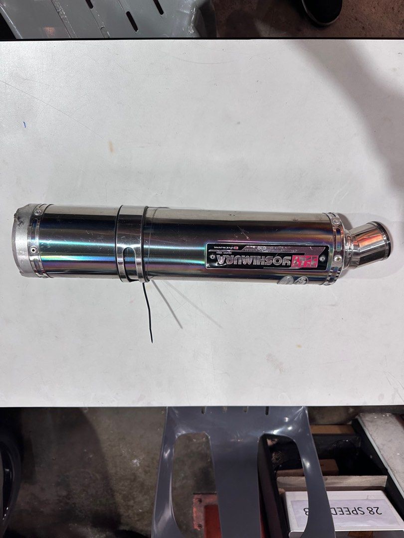 YOSHIMURA EXHAUST FOR HONDA CB400 | SUPER4 (Category: Motorcycle Accessories) located in Singapore. Submitted by sornarin (Listing ID 1337254353, Image 2). Description: USED YOSHIMURA EXHAUST FOR CB400 | SUPER 4 | SPEC 3 FOR SALE! FULLY LEGAL & APPROVED *NO CERT*.