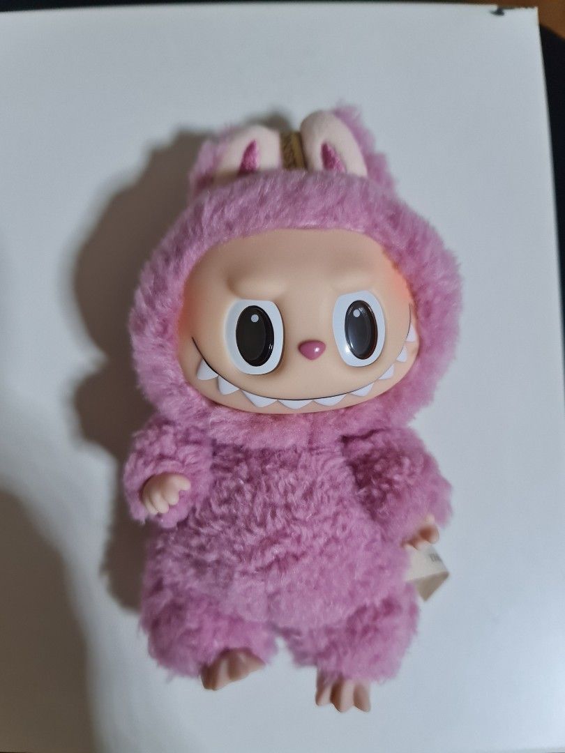 WTS Authentic Labubu V1 Lychee Berry (Category: Designer & Blind Box Toys) located in Singapore. Submitted by silentmountain_f912b2 (Listing ID 1338590859, Image 1). Description: 100% Authentic Labubu V1 Lychee Berry with unscratch serial number on the box to register, not display or play with. can check if u like before buy..